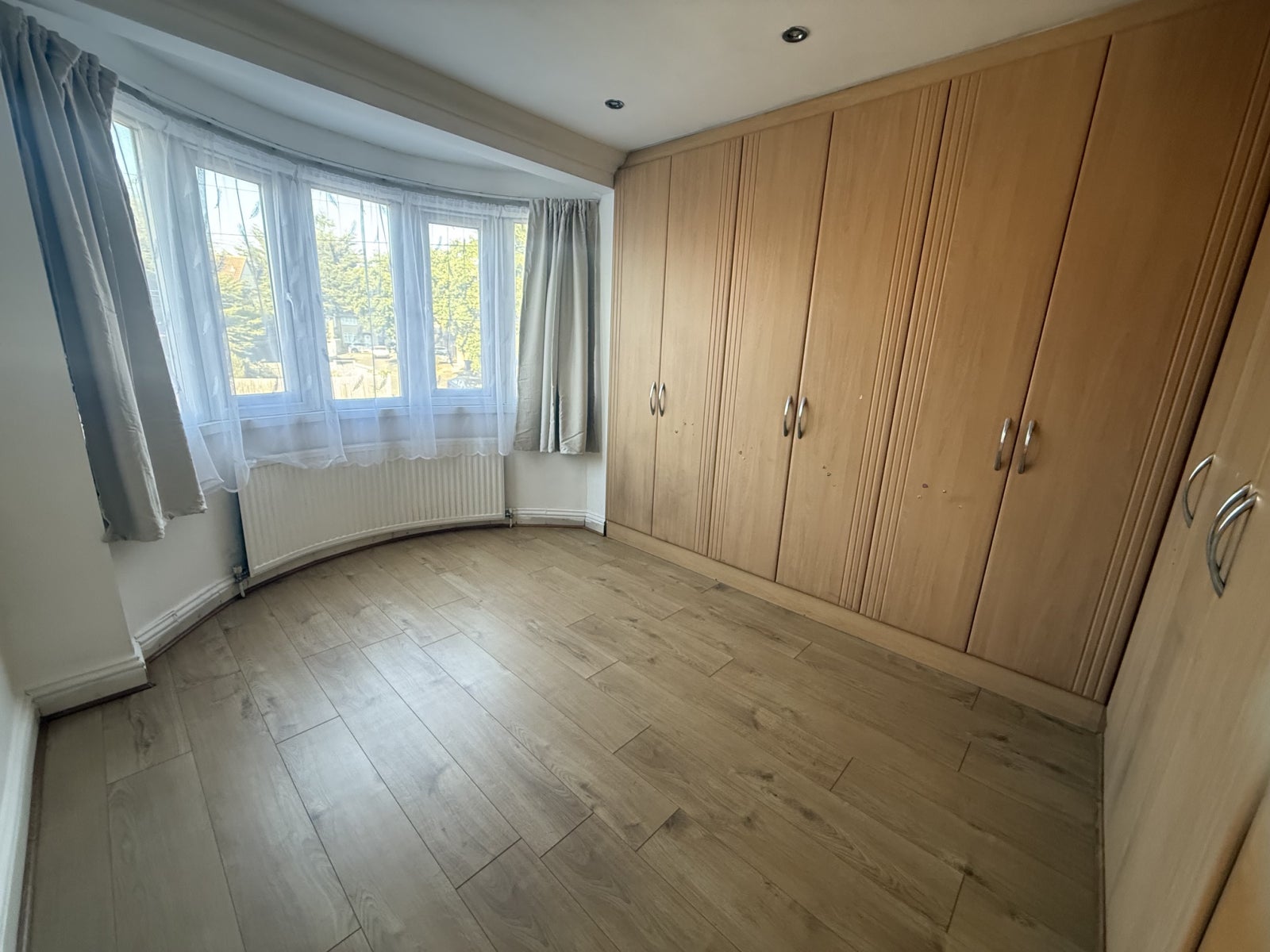 House Eastcote Lane in Greater London