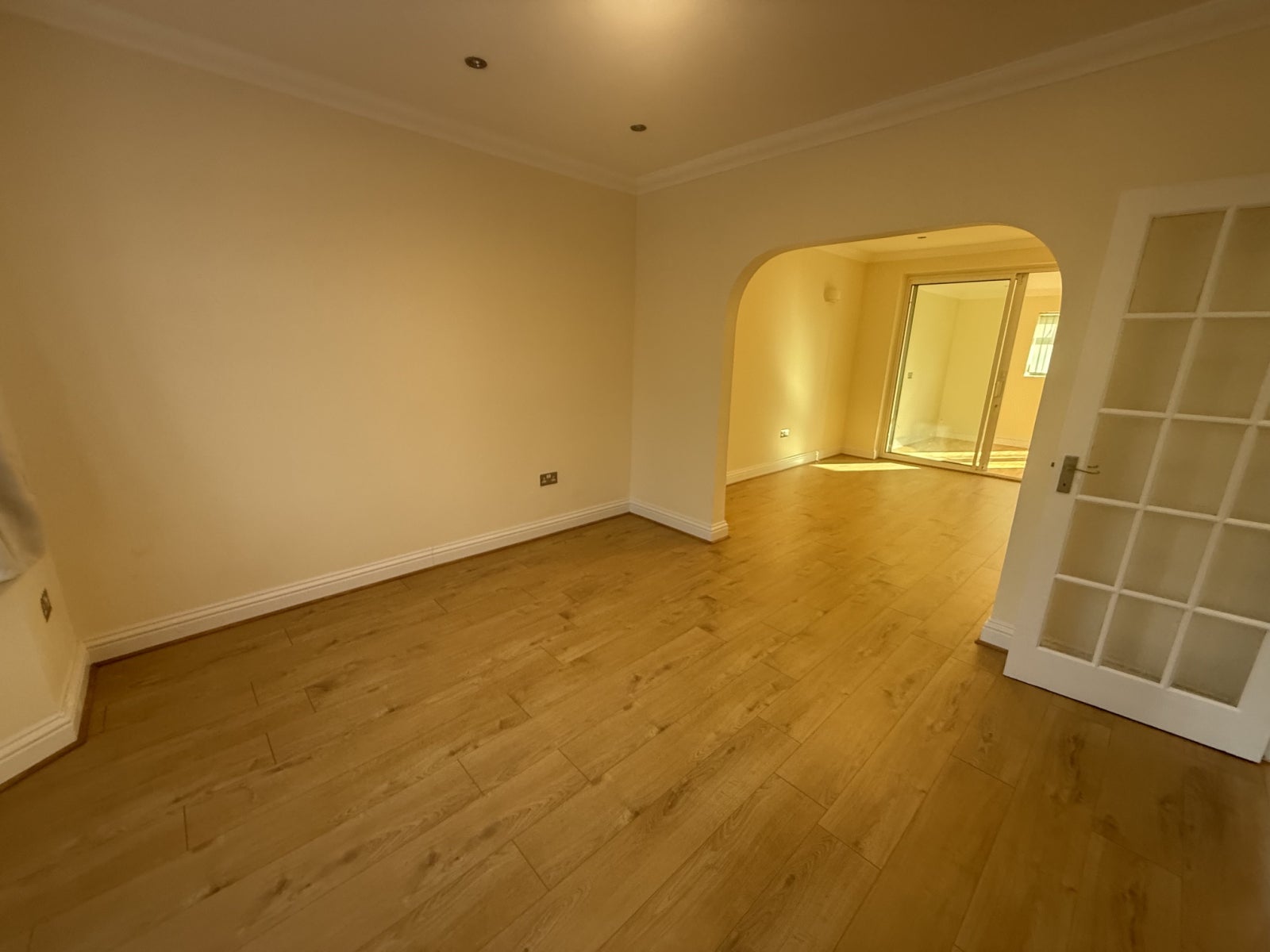 House Eastcote Lane in Greater London