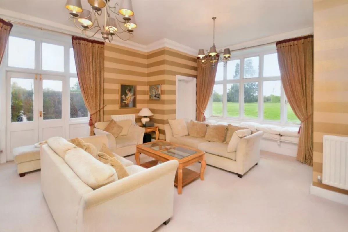 Flat Coopers Green Lane in Welwyn Hatfield