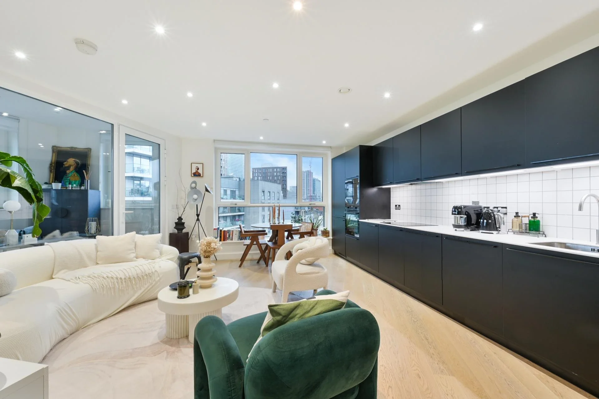 Flat Escapade Place in Greater London