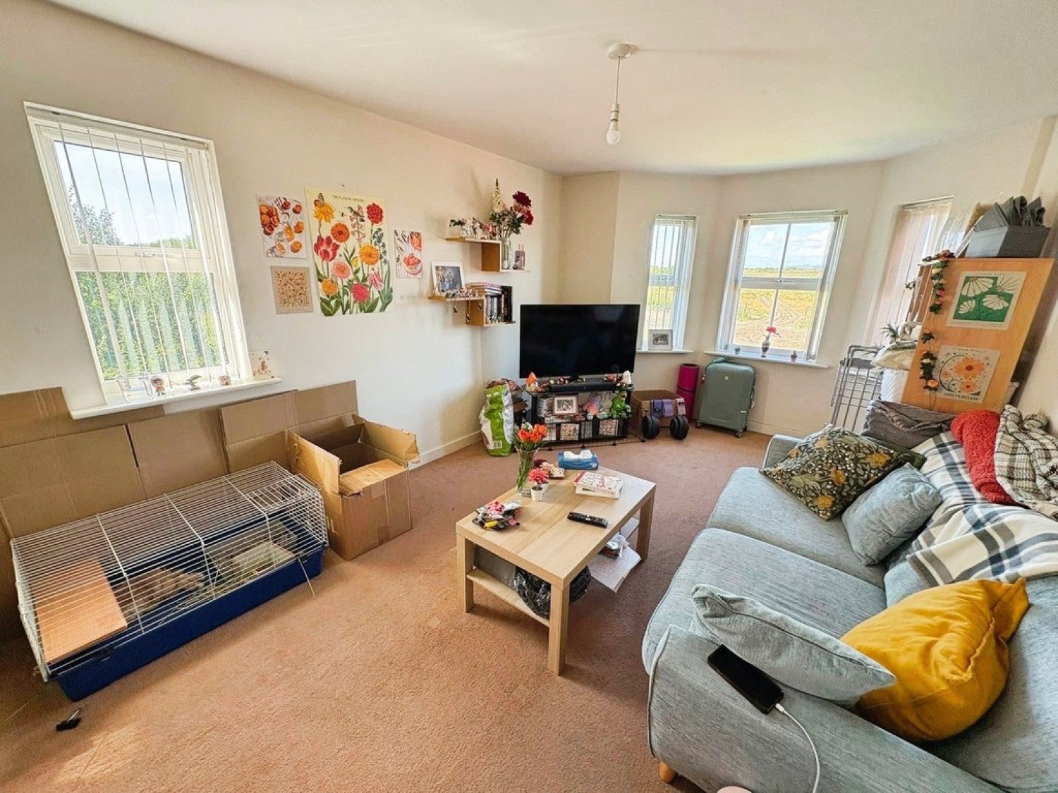 Flat Nursery Fold in Leigh