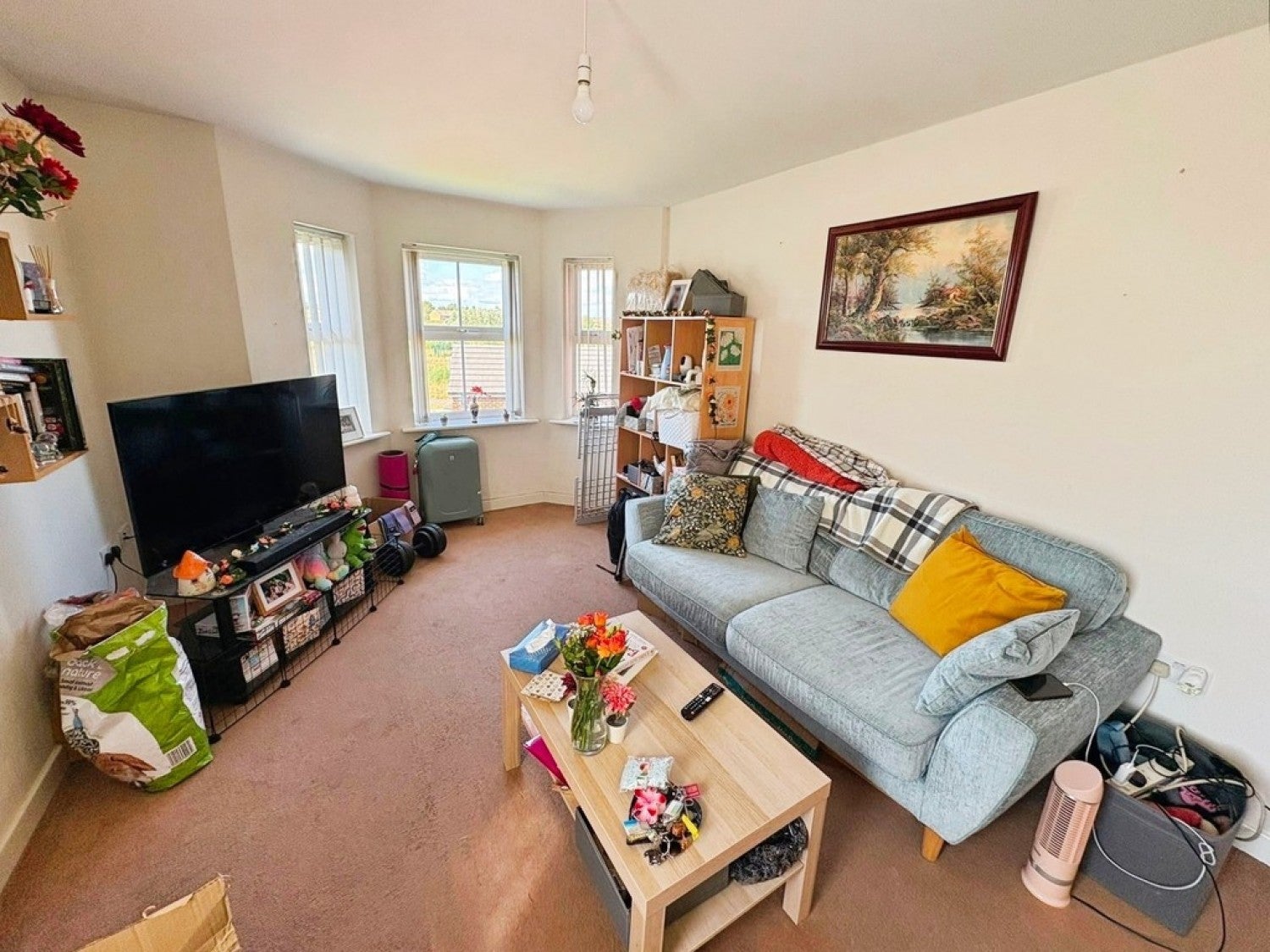Flat Nursery Fold in Leigh