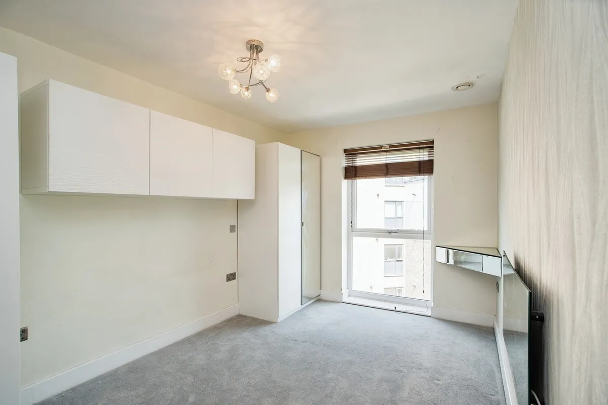 Flat Croxley Road in Dacorum
