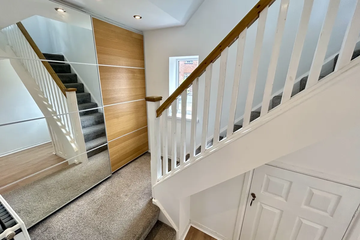 House Newland Grove in Brierley Hill