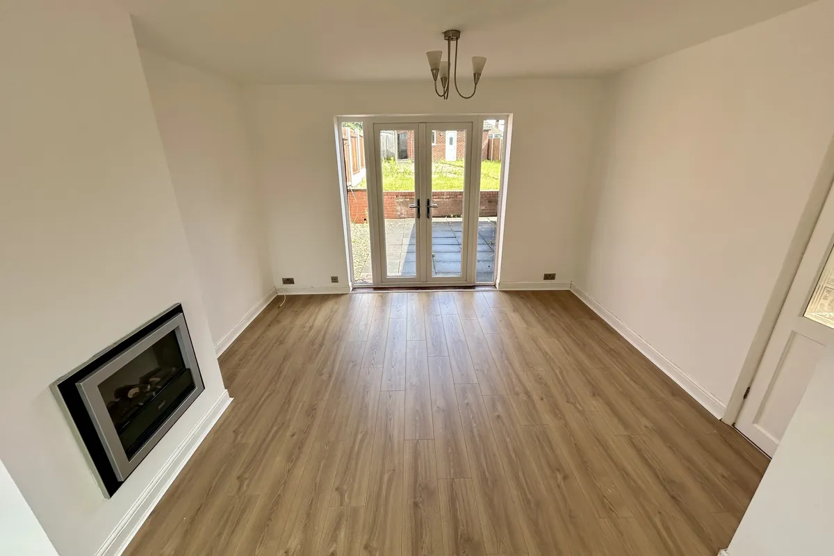 House Newland Grove in Brierley Hill