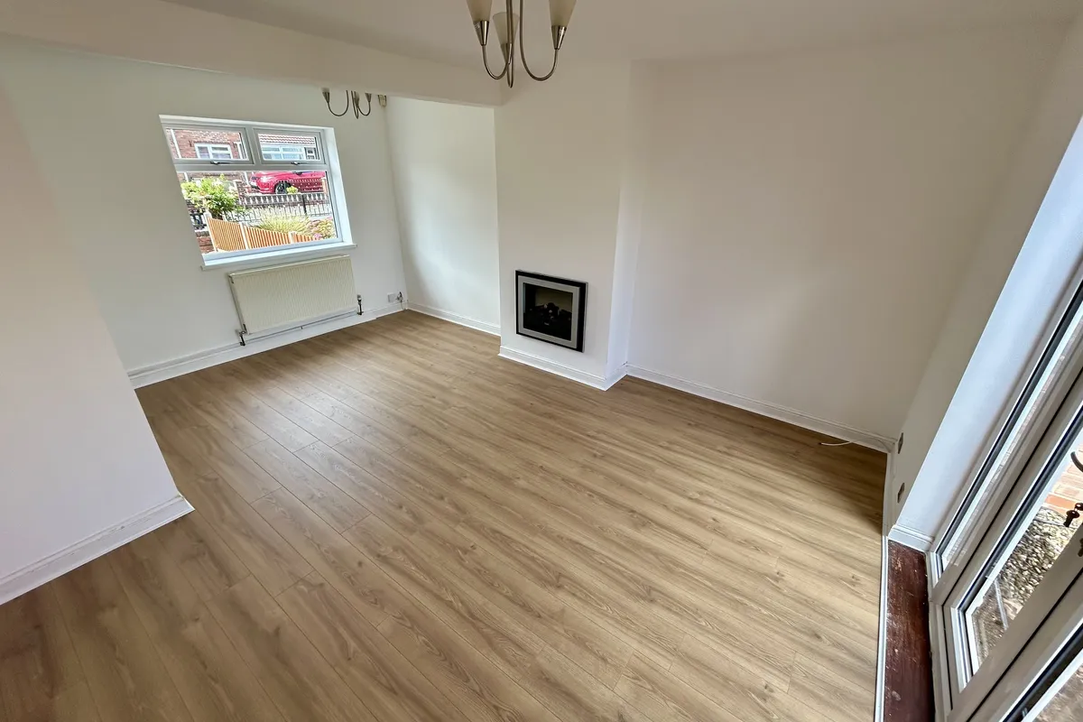 House Newland Grove in Brierley Hill