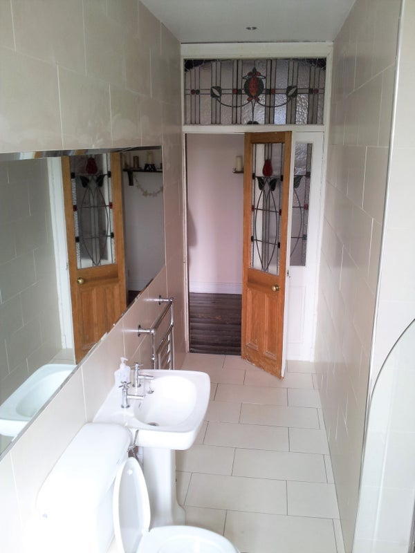 Room Craigmillar Road in Glasgow