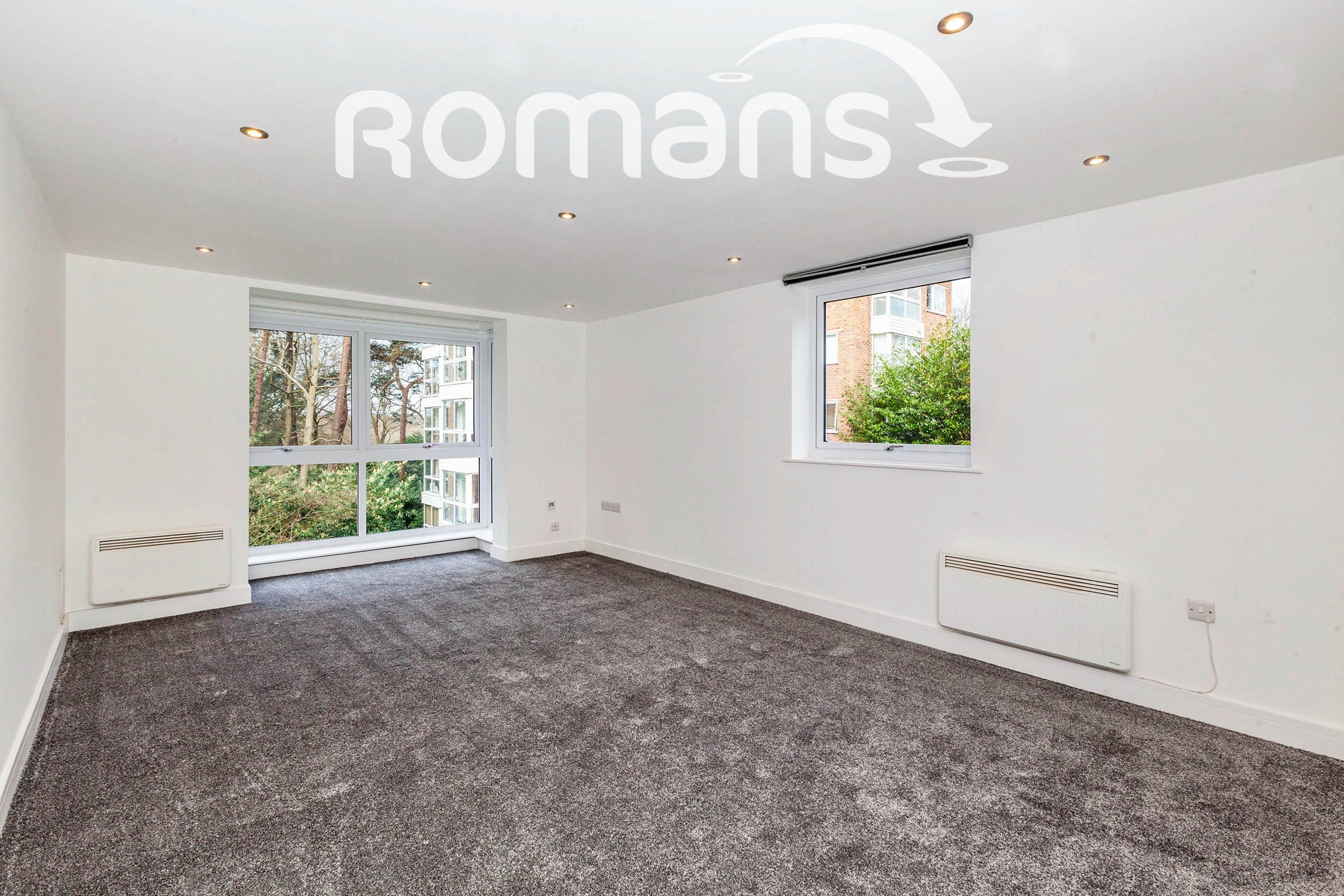 Flat Cardwell Crescent in Ascot