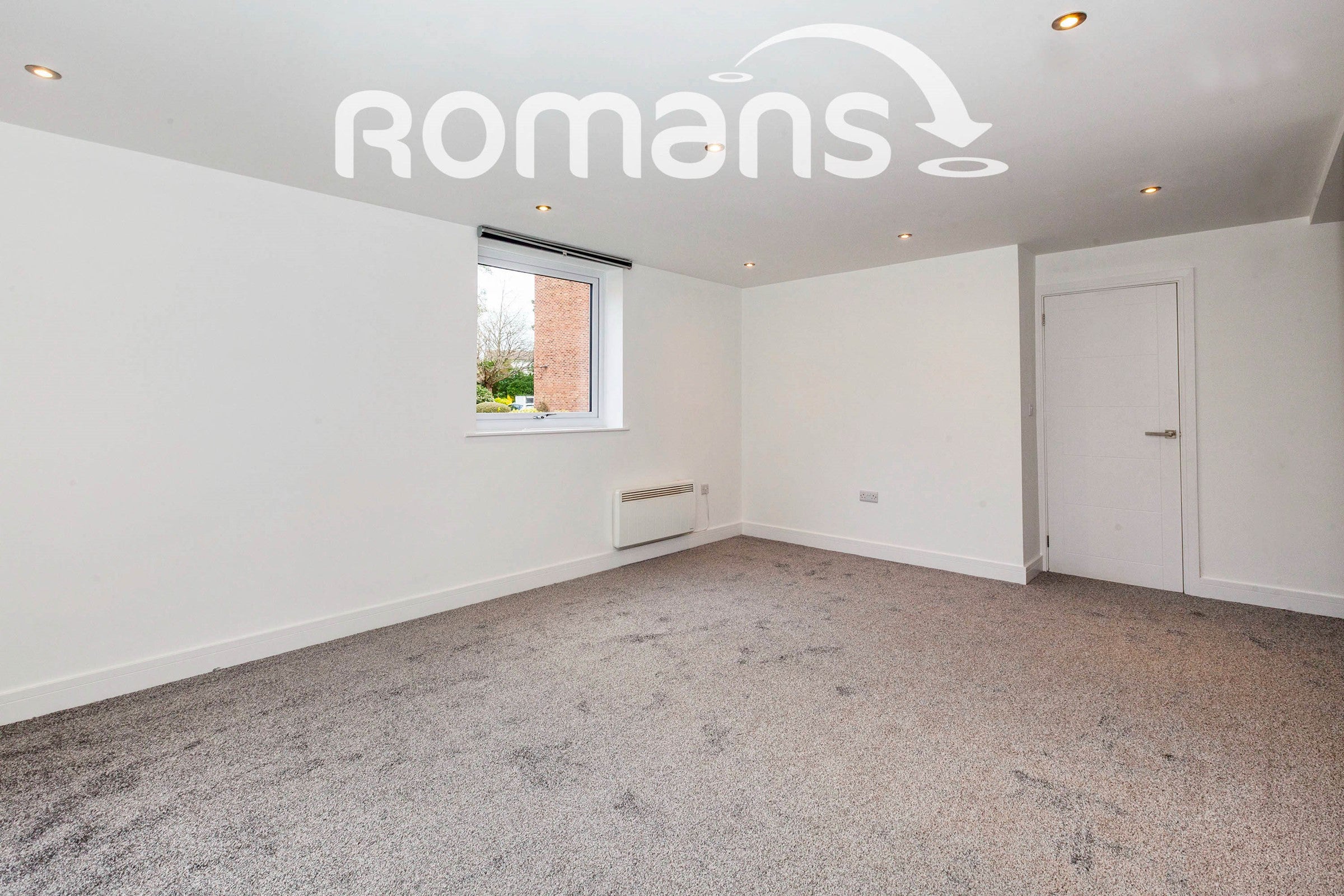 Flat Cardwell Crescent in Ascot