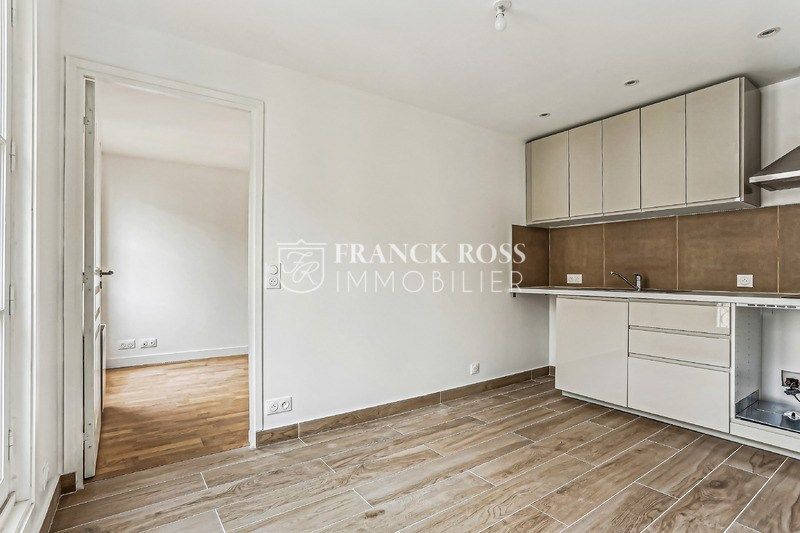 Flat Quai de l'Archevêché in Paris