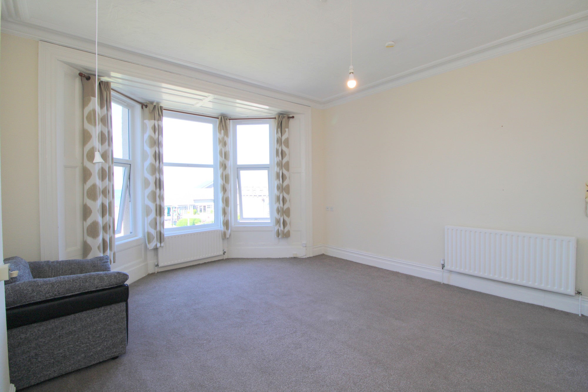 Flat Fairfield Avenue in Rhyl
