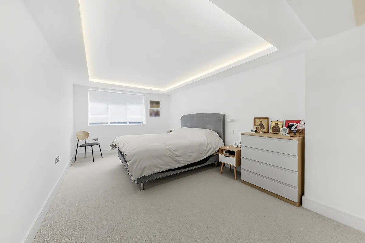 Flat Montagu Mews South in City of Westminster