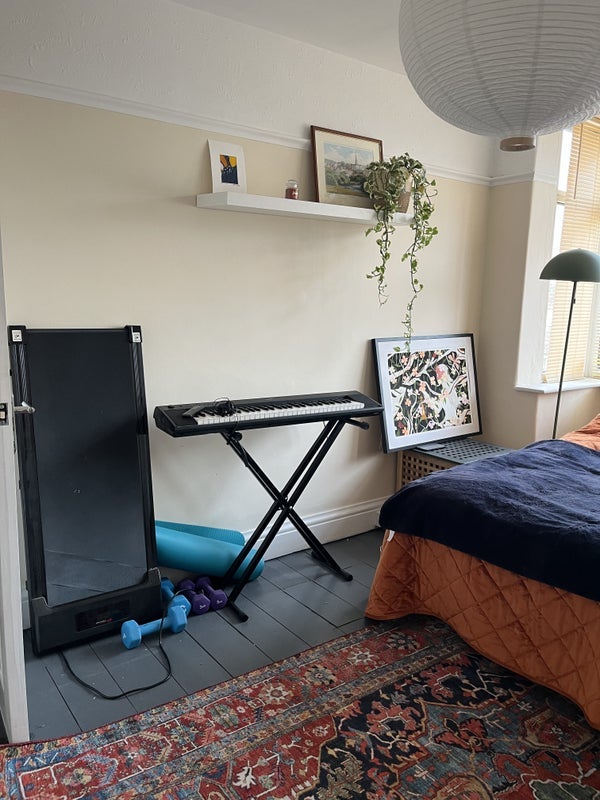 Room Glenfrome Road in Bristol