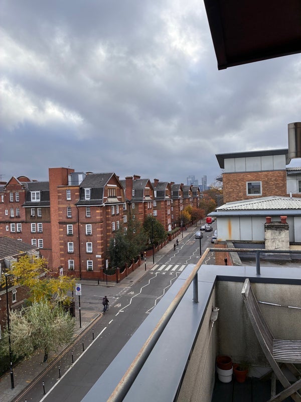 Room Liverpool Road in Greater London