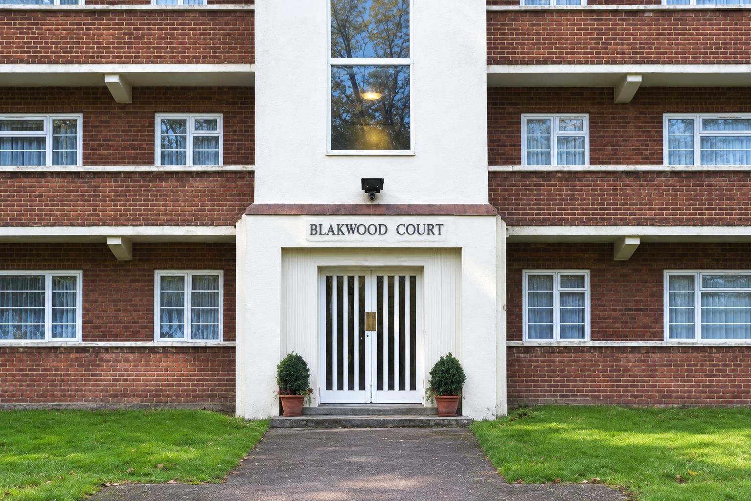 Flat Anerley Road in Greater London