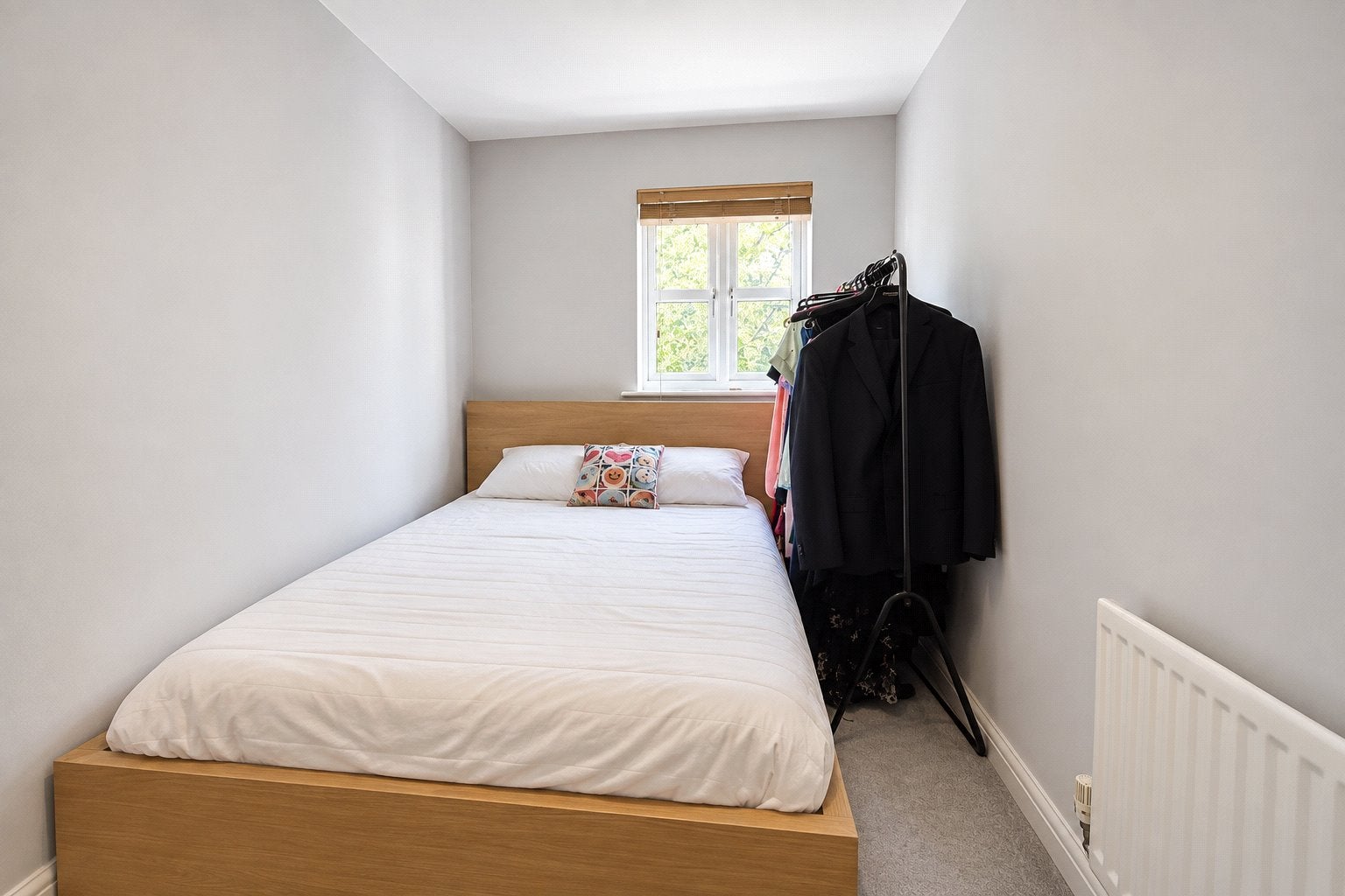 Flat Chesterman Street in Reading