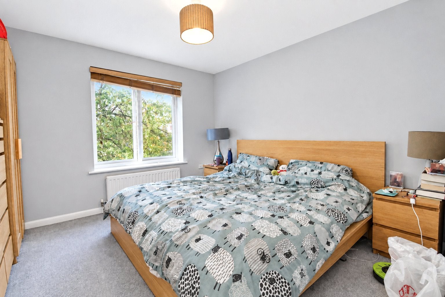 Flat Chesterman Street in Reading