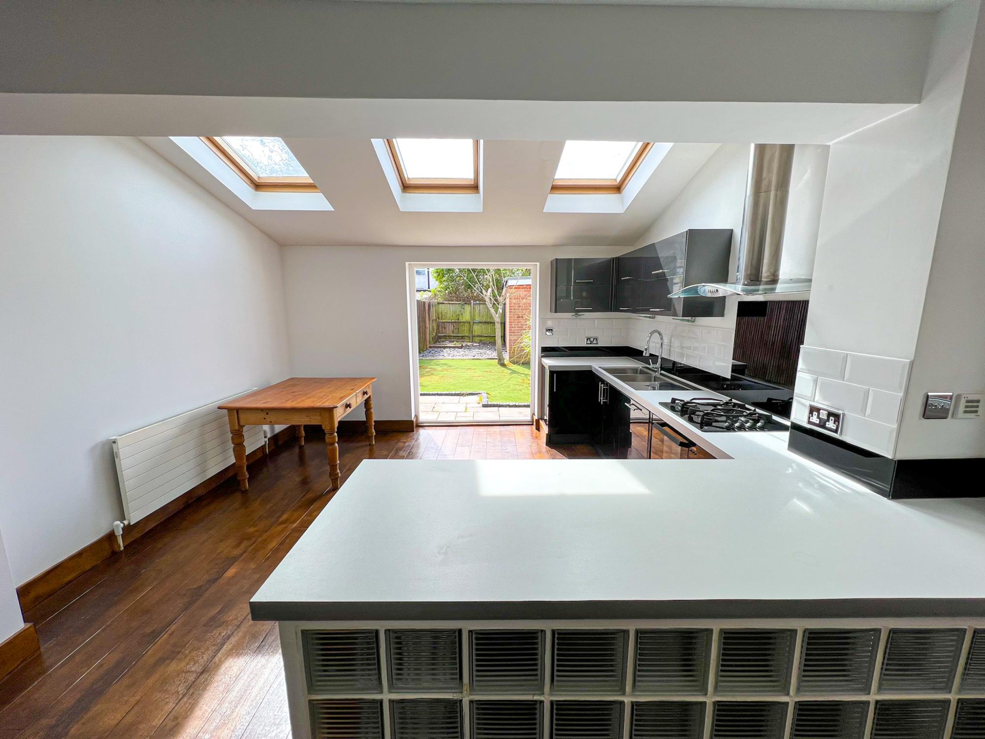House First Avenue in Walton on Thames