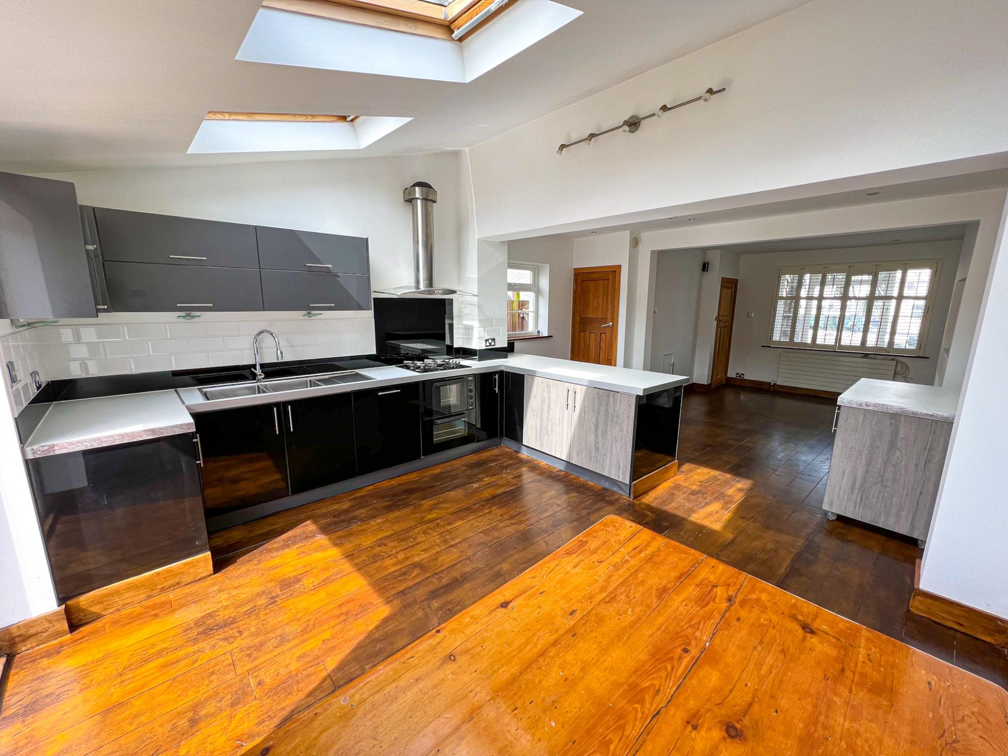 House First Avenue in Walton on Thames