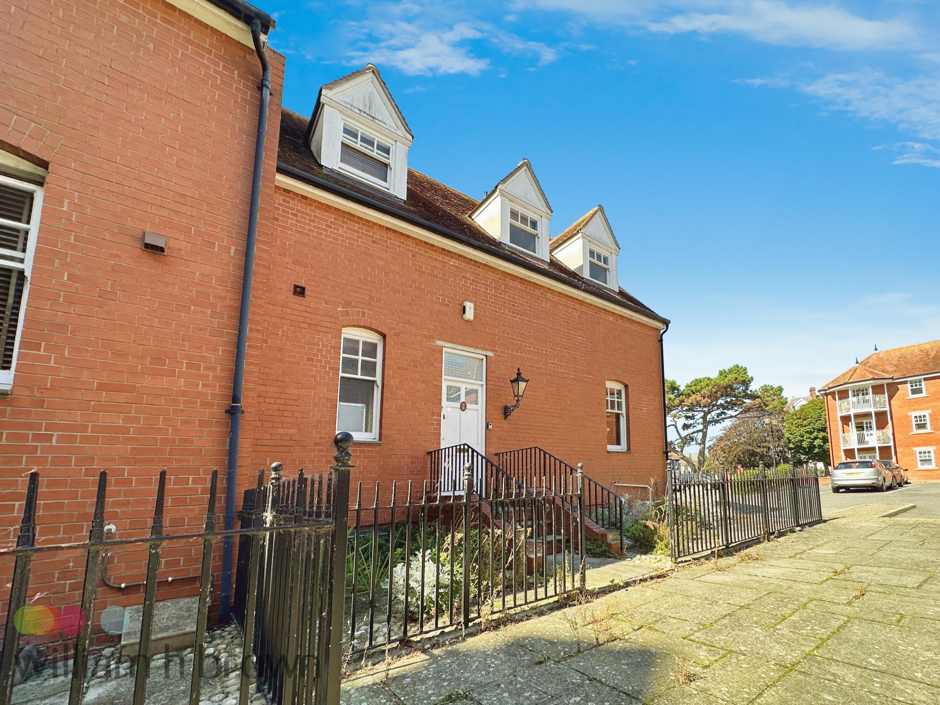 House Marine Parade East in Clacton-on-Sea