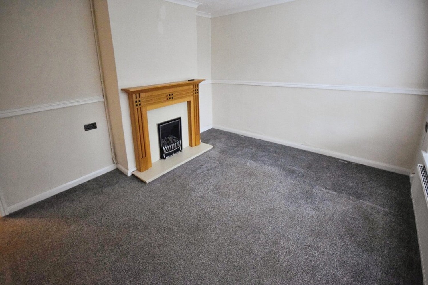House Barks Drive in Stoke-on-Trent