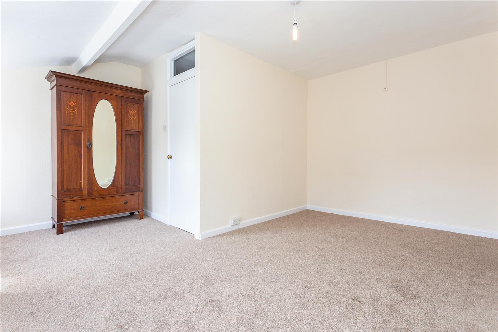 Flat South Street in Bridport