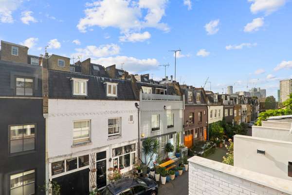 House Ruston Mews in Greater London