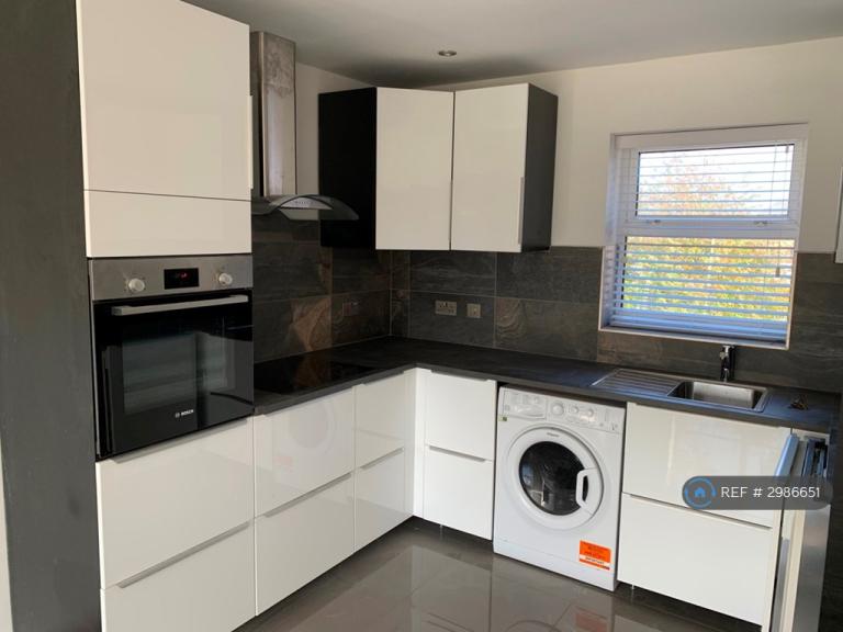 Flat Blackthorn Close in Cambridge