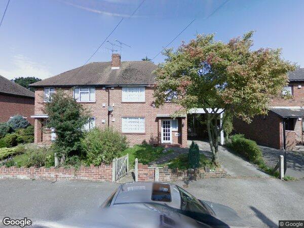 House Old Pond Close in Surrey Heath