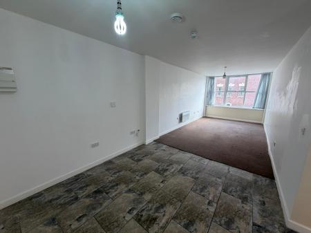 Flat King Street in Dudley