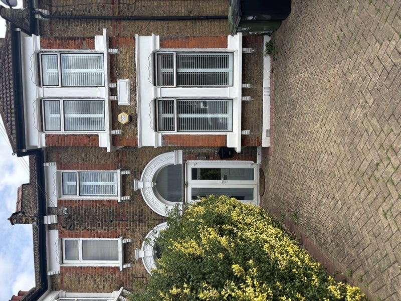 Room Torridon Road in Greater London