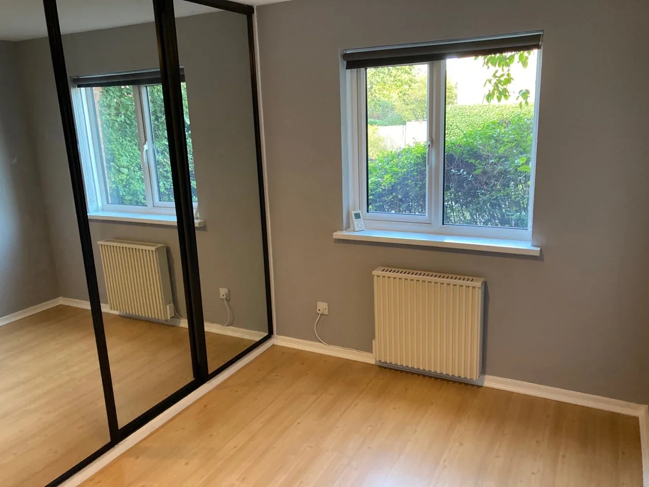 Flat Oakapple Court in Greater London