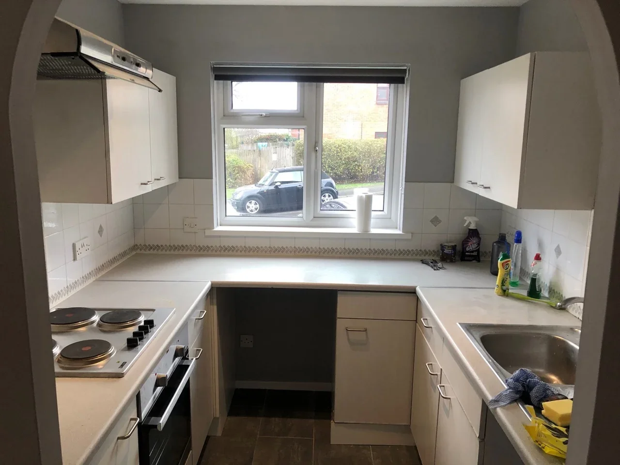 Flat Oakapple Court in Greater London