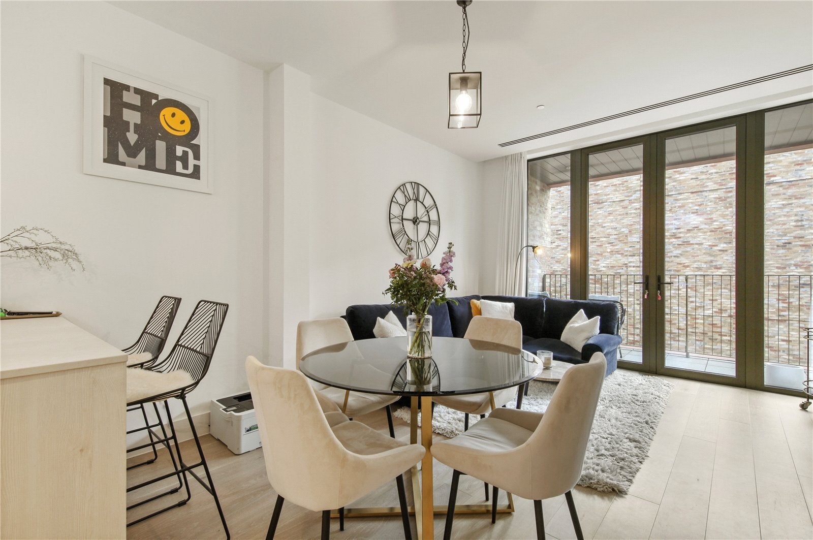 Flat Woodfield Road in City of Westminster