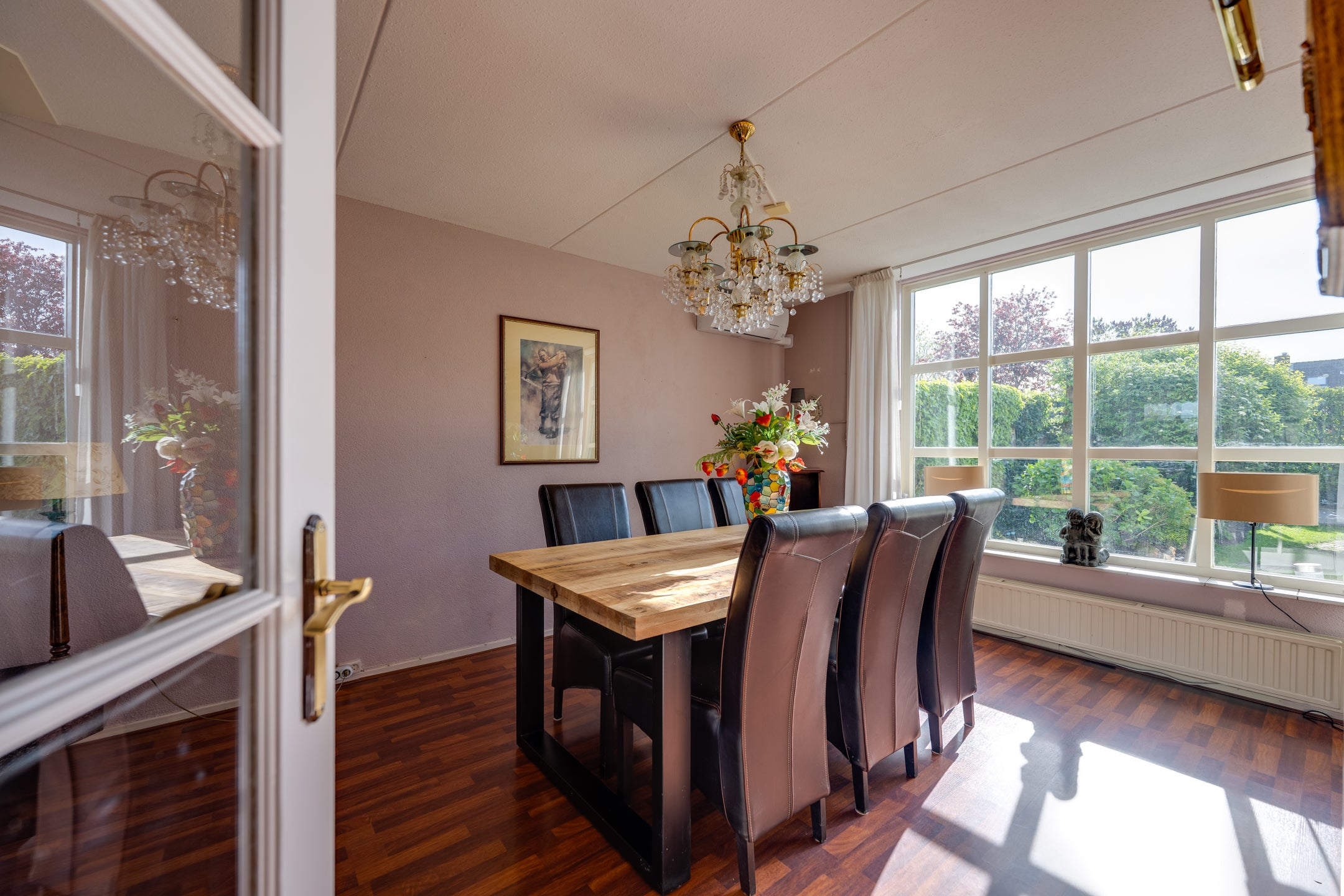 Tussenwoning te koop: mr. Jaap Burgerlaan 6, Willemstad