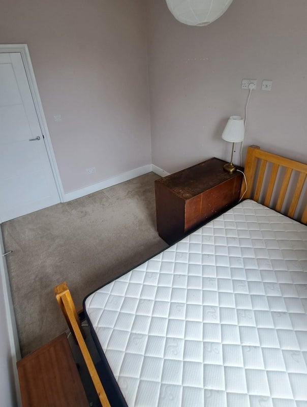 Room Albion Way in Greater London