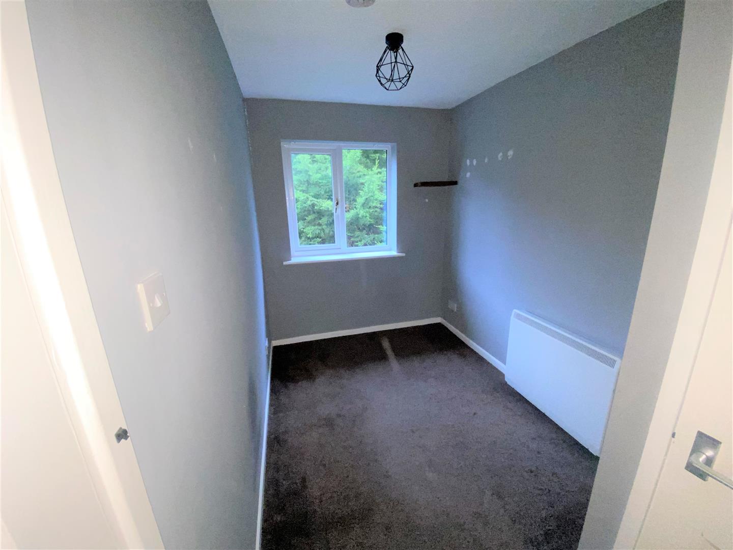 Flat Hareden Road in Preston