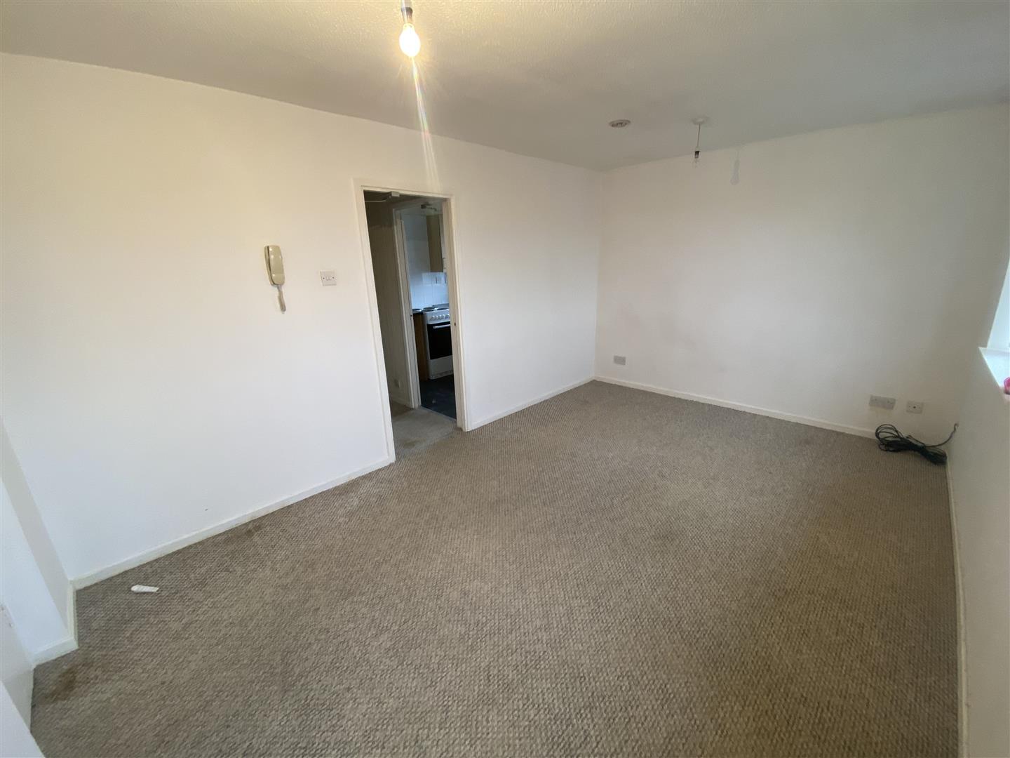 Flat Hareden Road in Preston