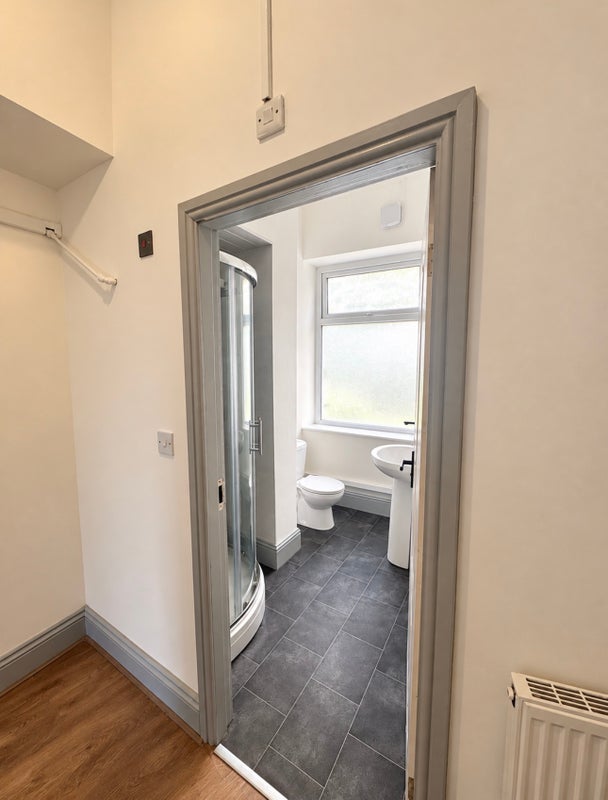 Room Hibson Road in Borough of Pendle