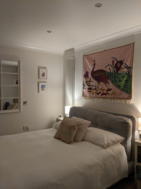 Flat Larkhall Lane in Greater London
