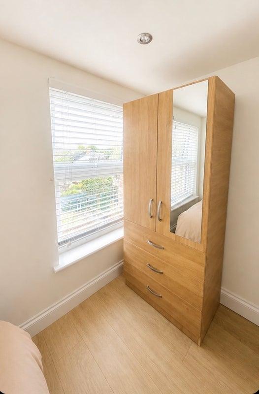 Room Durham Road in Greater London