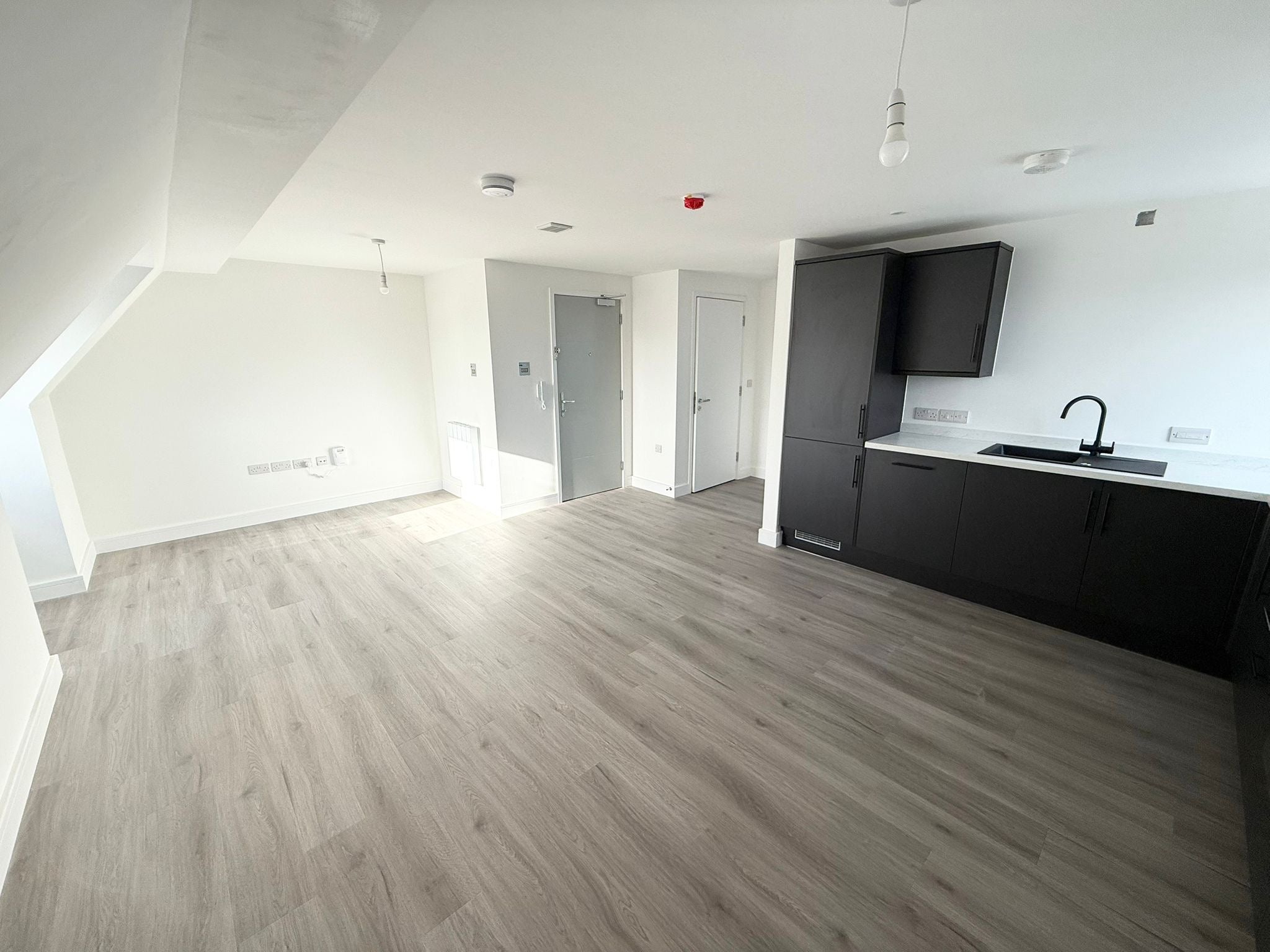 Flat Swain Court in Peterborough