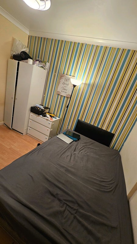 Room Cheapside Street in Glasgow