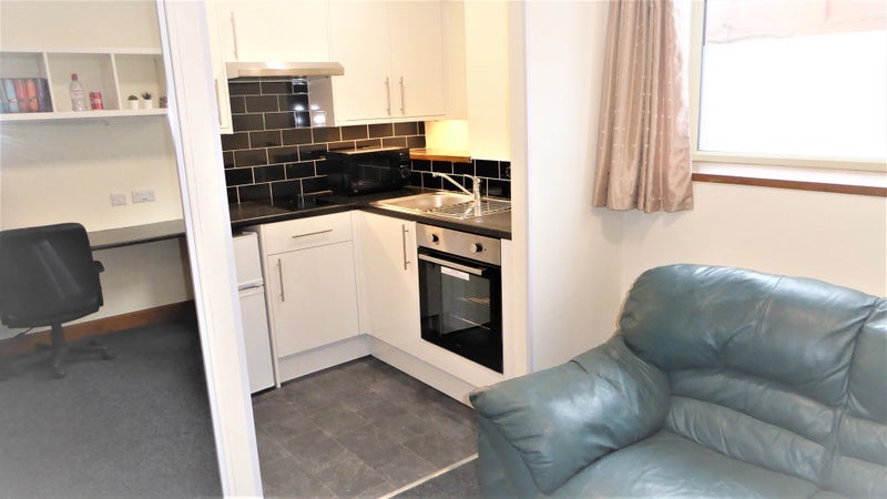 Flat Bowran Street in Preston