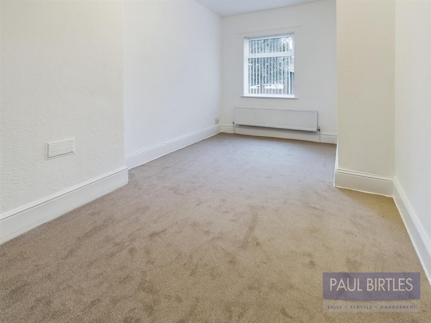 Flat Roseneath Road in Manchester
