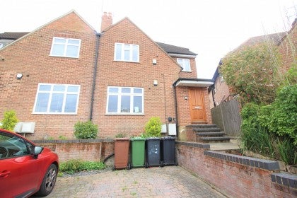 Flat Highland Drive in Hertsmere