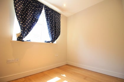 Flat Highland Drive in Hertsmere