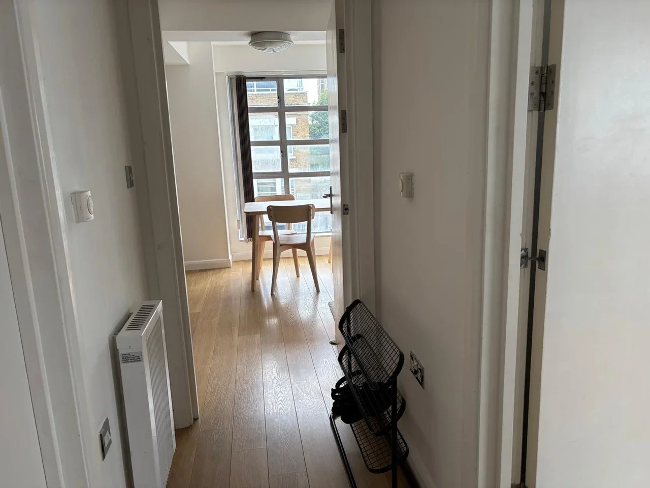 Flat Union Walk in Greater London