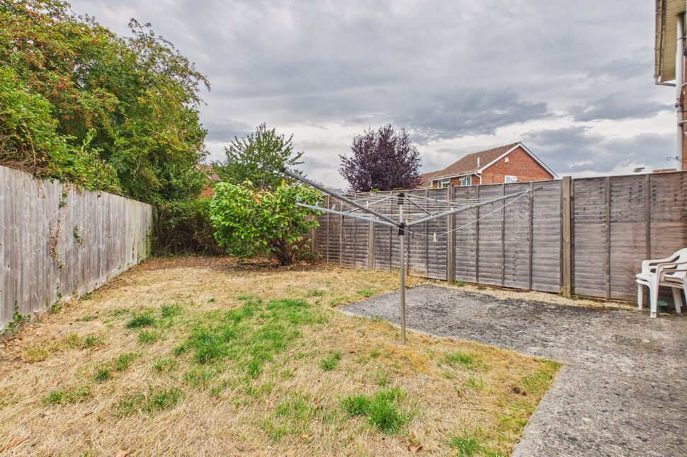 Flat Russell Drive in Malpas Community