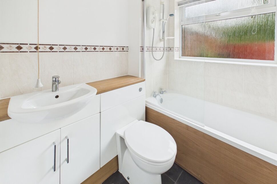 Flat Russell Drive in Malpas Community